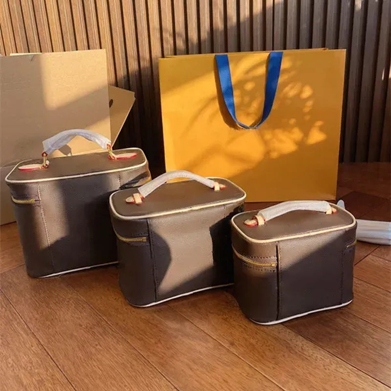 Designer Lady Cosmetic Bags Fashion Makeup Bag Women Designers Toiletry Travel Pouch Purses High Quality Make up Handbags